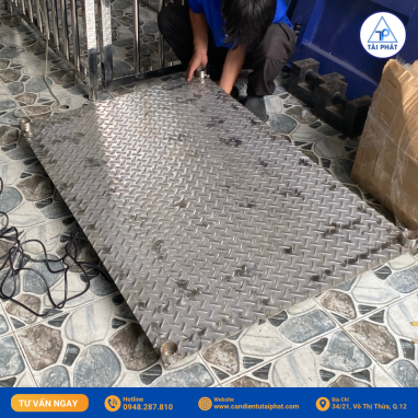 CÂN HEO ĐIỆN TỬ INOX 300KG B19S 6 Anh chup Man hinh 2025 08 01 luc 11.38.51